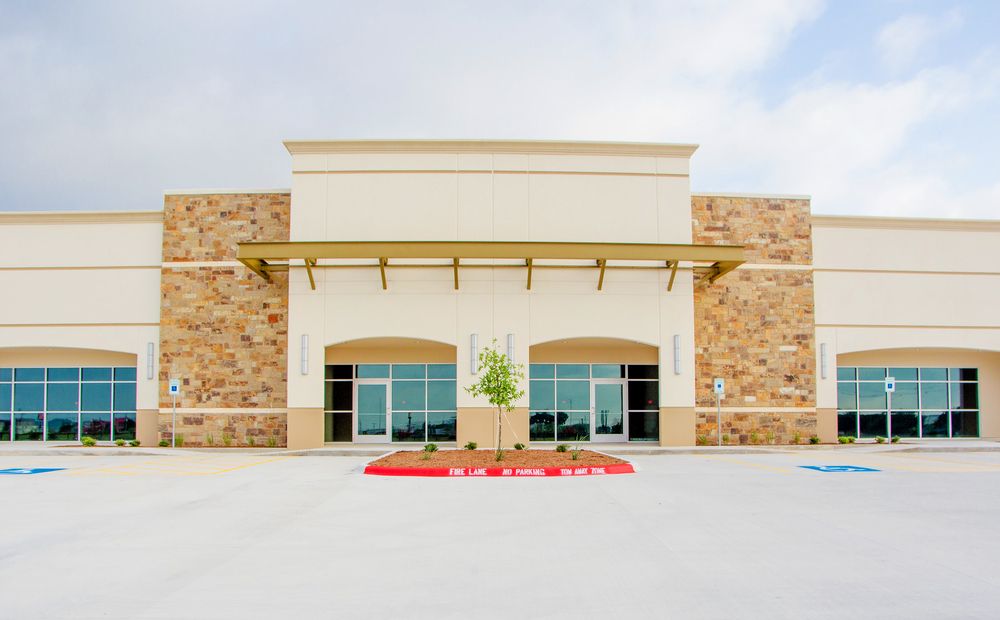 320 Barnes Dr, San Marcos, TX 78666